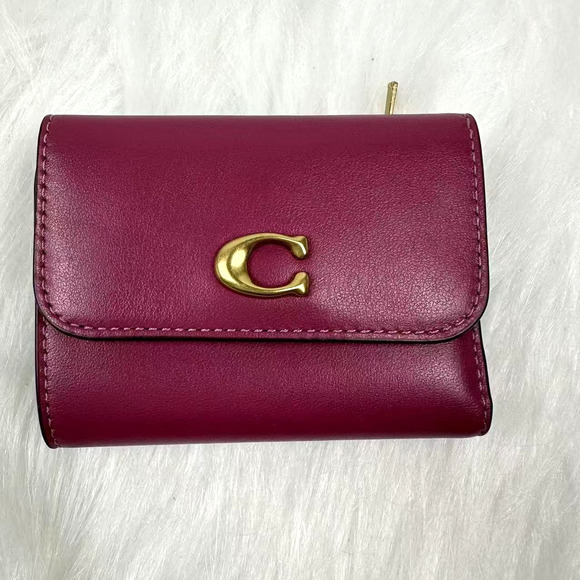 Coach Essential Card Holder Wallet In Leather/Pink CZ111 NWT - Picture 1 of 5